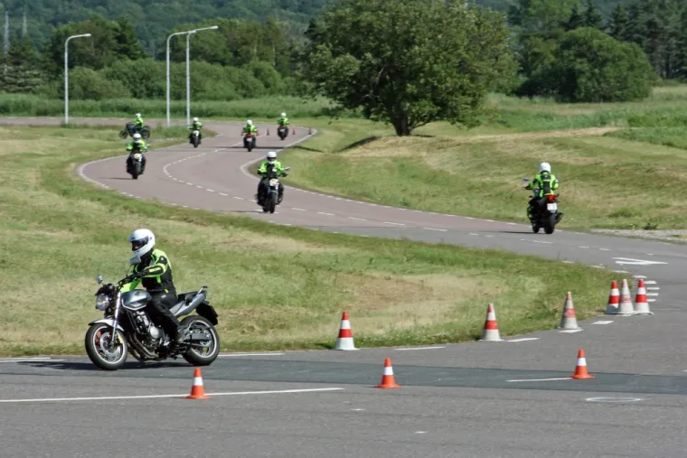 Financer son permis moto via le compte CPF à Saint-Martin-du-Var, Saint-Martin-du-Var, Auto-Moto-École des Alpes